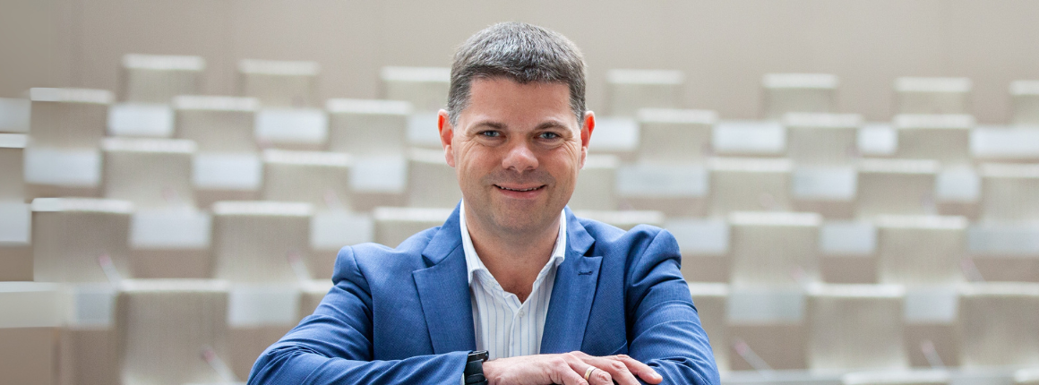 Vlaams Parlementslid Tom Ongena (Open Vld)